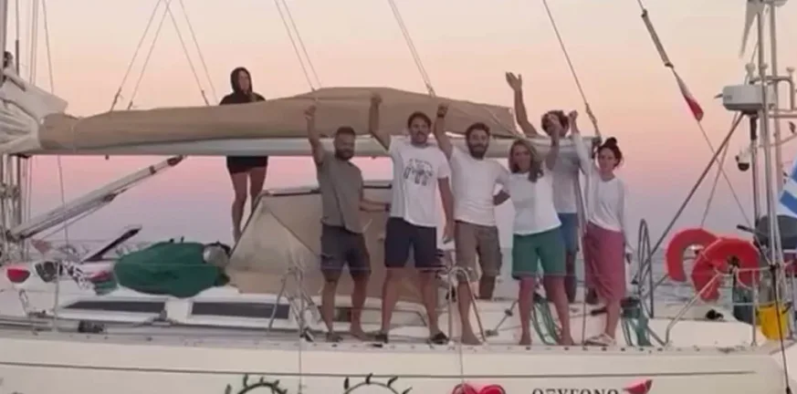 «Η ανθρώπινη αξιοπρέπεια είναι απαράβατη και θεμελιώδης», διάβημα διαμαρτυρίας του ΥΠΕΞ στο Ισραήλ για τους Έλληνες που συμμετείχαν στον στολίσκο