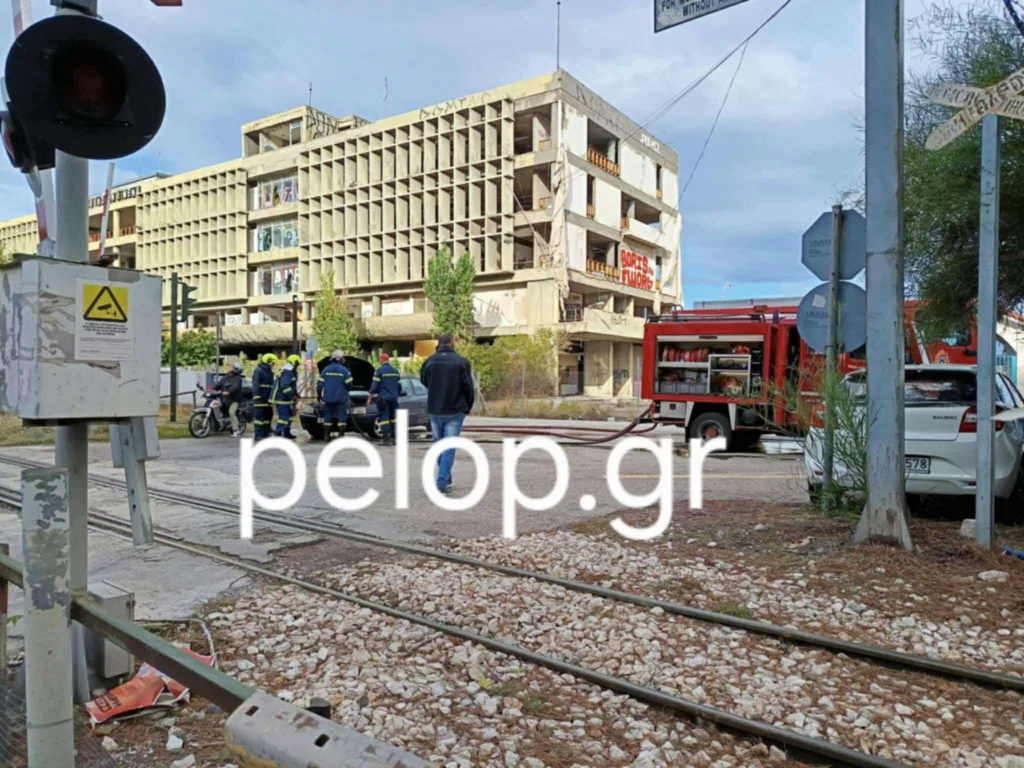Πάτρα: Συναγερμός για φωτιά σε αυτοκίνητο στο παλιό λιμάνι ΦΩΤΟ