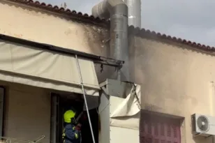 Πατήσια: Υπό έλεγχο φωτιά που ξέσπασε σε διαμέρισμα!