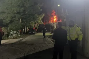 Συναγερμός από φωτιά σε υποσταθμό της ΔΕΗ στην Πάτρα ΦΩΤΟ