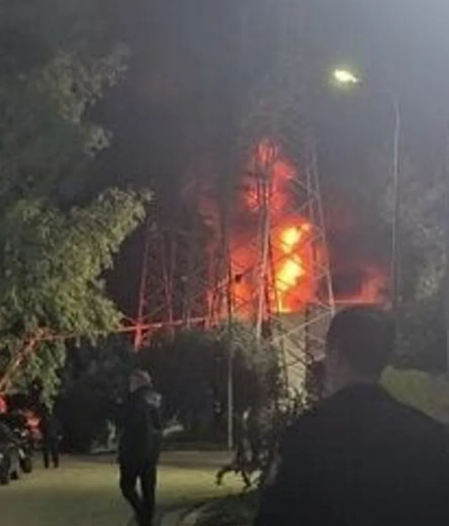 Συναγερμός από φωτιά σε υποσταθμό της ΔΕΗ στην Πάτρα ΦΩΤΟ