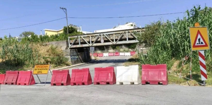 Αδιευκρίνιστο πότε θα παραδοθεί η γέφυρα Καστελλόκαμπου: Η καθυστέρηση συνεχίζεται στον προαστιακό της Πάτρας Αδιευκρίνιστο πότε θα παραδοθεί η γέφυρα Καστελλόκαμπου: Η καθυστέρηση συνεχίζεται στον προαστιακό της Πάτρας