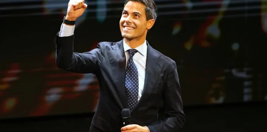 Ολλανδία: Ποιος ειναι ο 38χρονος ομοφυλόφιλος Ρομπ Γέτεν υποψήφιος πρωθυπουργός Ολλανδία: Ποιος ειναι ο 38χρονος ομοφυλόφιλος Ρομπ Γέτεν υποψήφιος πρωθυπουργός