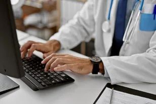 ΕΣΥ: Πάνω από 100.000 ραντεβού σε δύο μέρες μέσω της νέας ηλεκτρονικής πλατφόρμας