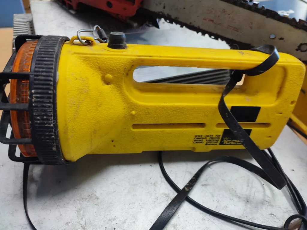 Ιδού τα κατασχεθέντα αντικείμενα της συμμορίας που είχε σαρώσει τον Πύργο - Ανήκει κάποιο σε εσάς; Ιδού τα κατασχεθέντα αντικείμενα της συμμορίας που είχε σαρώσει τον Πύργο - Ανήκει κάποιο σε εσάς;