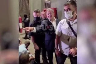 «Η ανθρώπινη αξιοπρέπεια είναι απαράβατη και θεμελιώδης», διάβημα διαμαρτυρίας του ΥΠΕΞ στο Ισραήλ για τους Έλληνες που συμμετείχαν στον στολίσκο