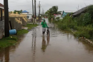 Τζαμάικα: Ο τυφώνας «Μελίσα» έχεις σκορπίσει καταστροφή, τουλάχιστον 7 νεκροί ΒΙΝΤΕΟ
