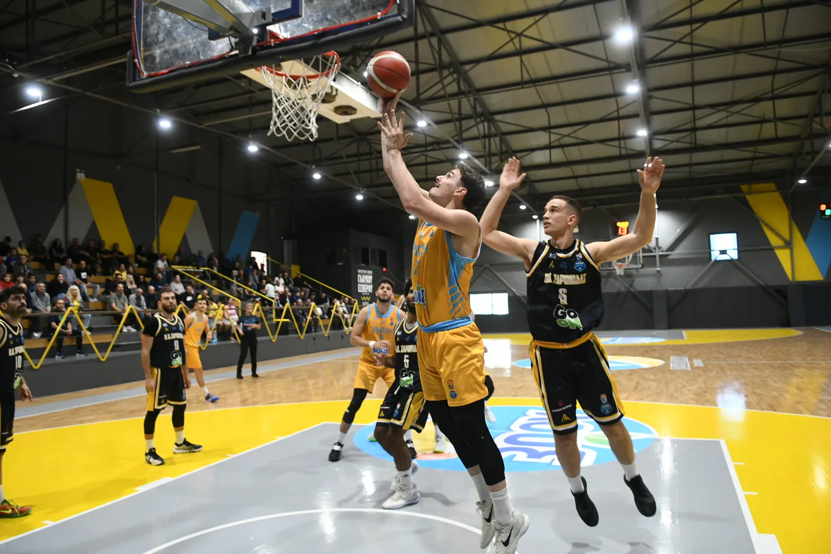 Η ΑΕ Γλαύκου Έσπερου προηγείται του Παγκρατίου με την ελάχιστη διαφορά