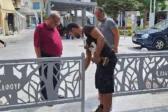 «Εμφύλιος» στο Αίγιο για τον Καλογερόπουλο: Οξύτατη κόντρα για την πλατεία