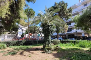 Νέο Ηράκλειο: 16χρονη «τύφλα» στο μεθύσι, σε πλατεία της Αθήνας