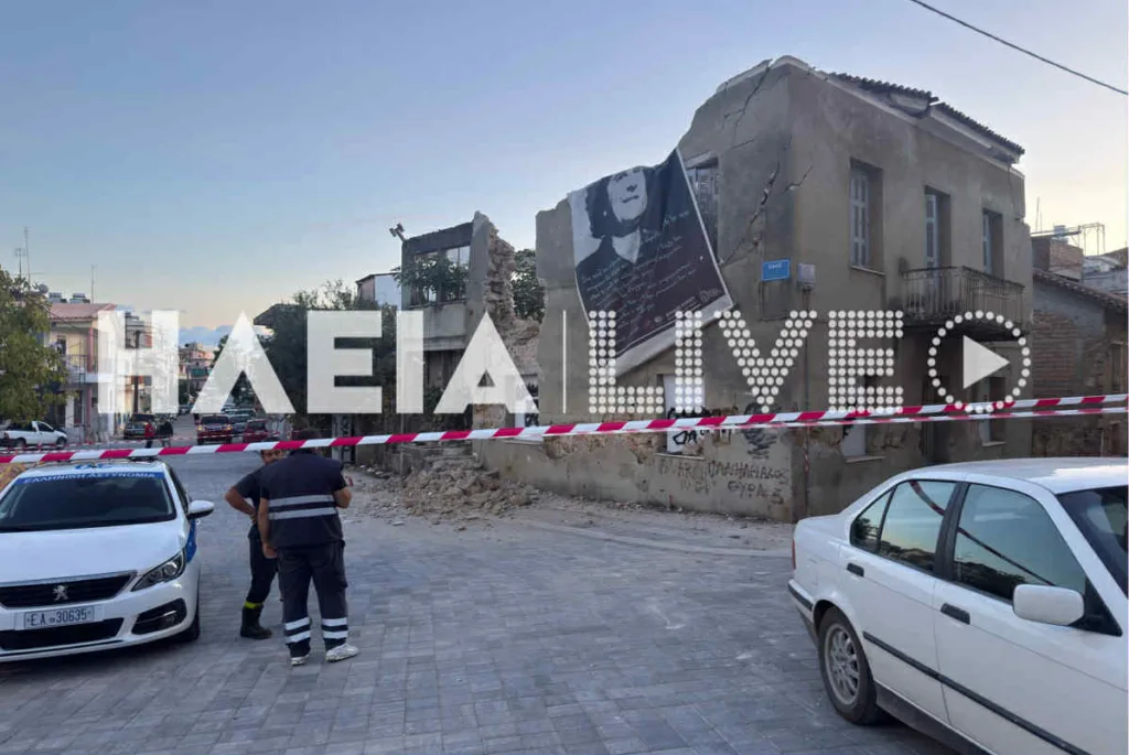 Χαμός στον Πύργο, ετοιμόρροπο κτίριο κατέρρευσε πάνω σε αυτοκίνητα! ΦΩΤΟ