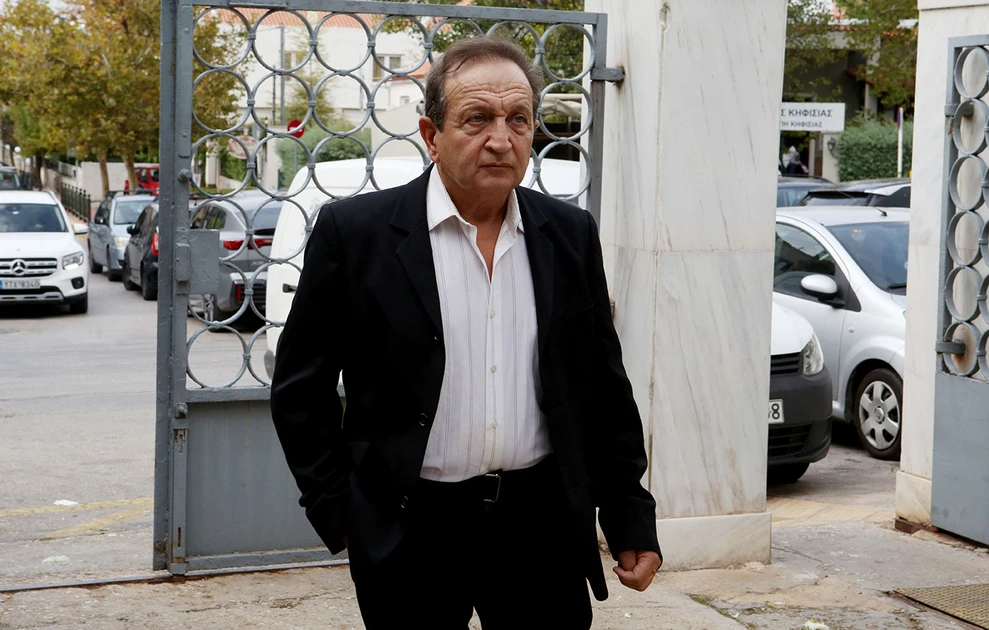 Η μουσική σώπασε για τον Γιώργο Νιάρχο: Συγκίνηση στο τελευταίο αντίο - Συντετριμμένη η Μάρα Θρασυβουλίδου Η μουσική σώπασε για τον Γιώργο Νιάρχο: Συγκίνηση στο τελευταίο αντίο - Συντετριμμένη η Μάρα Θρασυβουλίδου