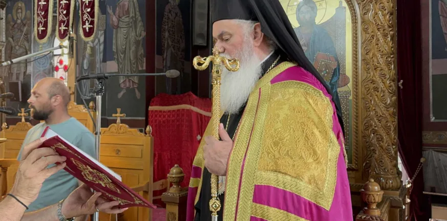 Η Μητρόπολη Καλαβρύτων και Αιγιαλείας διαψεύδει πως «παρακράτησε» σπίτι νεκρού Η Μητρόπολη Καλαβρύτων και Αιγιαλείας διαψεύδει πως «παρακράτησε» σπίτι νεκρού