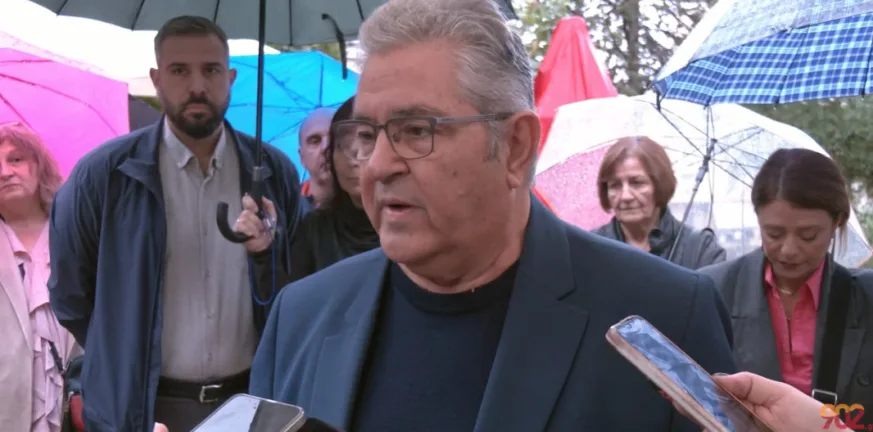 Δημ. Κουτσούμπας: «Οι καθημερινές φιέστες που στήνει ο κ. Μητσοτάκης δεν κρύβουν την πραγματικότητα» Δημ. Κουτσούμπας: «Οι καθημερινές φιέστες που στήνει ο κ. Μητσοτάκης δεν κρύβουν την πραγματικότητα»