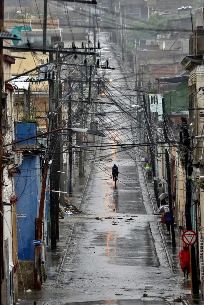 Σε «πρωτοφανή επίπεδα» οι καταστροφές στη Τζαμάικα, τουλάχιστον 30 νεκροί!