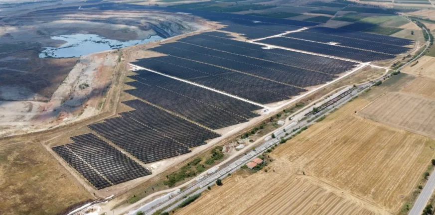 Όμιλος ΔΕΗ: Στο 90% η κατασκευή των φωτοβολταϊκών ισχύος 2,13 GW στη Δυτική Μακεδονία Όμιλος ΔΕΗ: Στο 90% η κατασκευή των φωτοβολταϊκών ισχύος 2,13 GW στη Δυτική Μακεδονία
