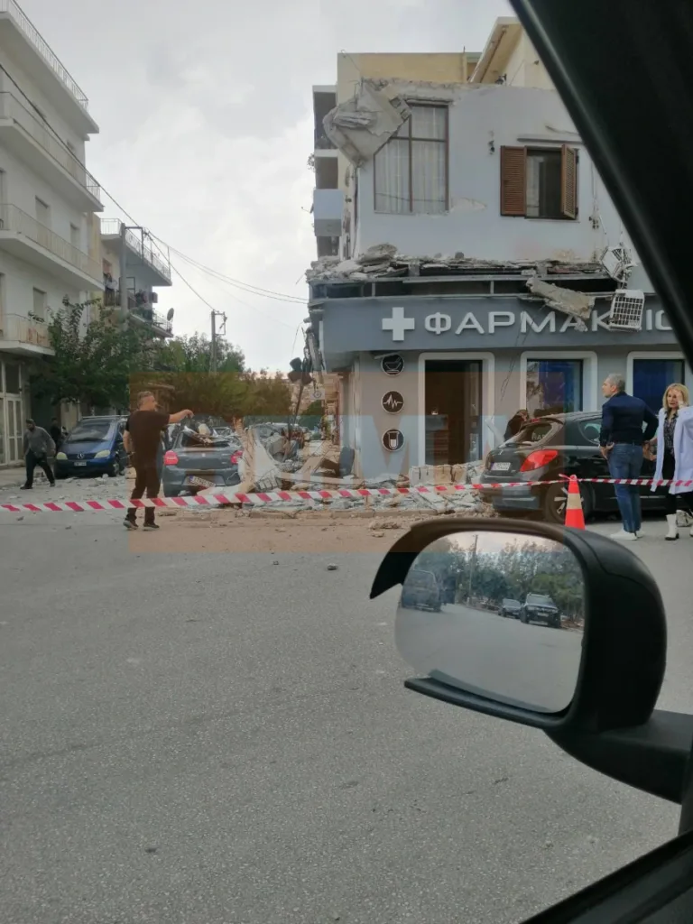 «Ήταν θαύμα. Θυμάμαι πως πέφτανε πέτρες επάνω μου», η μαρτυρία της γυναίκας που γλίτωσε στο Λαύριο, ΦΩΤΟ, ΒΙΝΤΕΟ