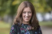 Η Victoria J. Hislop θα αναγορευτεί επίμημη Διδάκτορας του Τμημάτων Φιλολογίας και Ιστορίας-Αρχαιολογίας του Πανεπιστημίου Πατρών