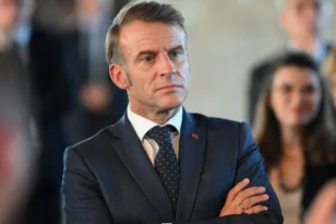 Ο Εμμανουέλ Μακρόν συμβουλεύτηκε τους προέδρους της Εθνοσυνέλευσης και της Γερουσίας πριν από πιθανή διάλυση
