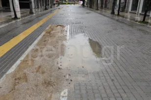 Πάτρα: «Βουλιάζει» η Μαιζώνος με λίγη βροχή ΦΩΤΟ