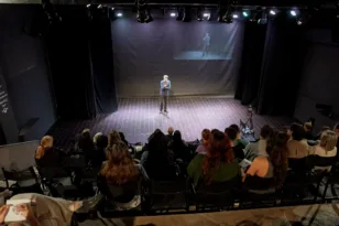 Masterclass Υποκριτικής από την Περιφέρεια Δυτικής Ελλάδας με τον Κώστα Ξυκομηνό