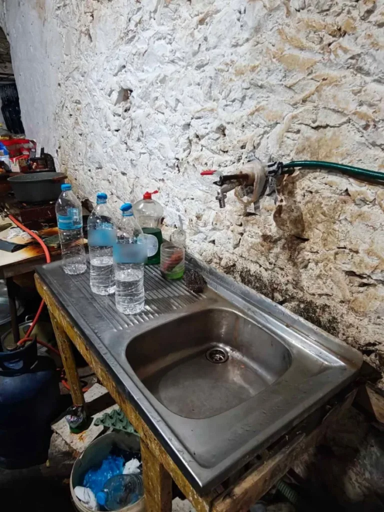 Φρίκη, σύγχρονη δουλειά στην Ελλάδα, πώς εκμεταλλεύονται αλλοδαπούς εργάτες ΦΩΤΟ, ΒΙΝΤΕΟ