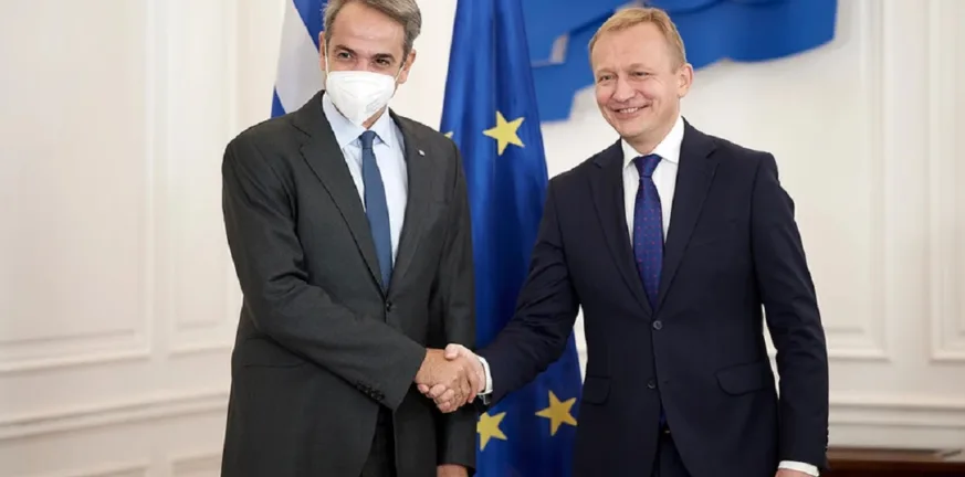 Συνάντηση Μητσοτάκη – Serafin στο Μαξίμου: Στο επίκεντρο ο νέος ευρωπαϊκός προϋπολογισμός, η Συνοχή και η Άμυνα Συνάντηση Μητσοτάκη – Serafin στο Μαξίμου: Στο επίκεντρο ο νέος ευρωπαϊκός προϋπολογισμός, η Συνοχή και η Άμυνα