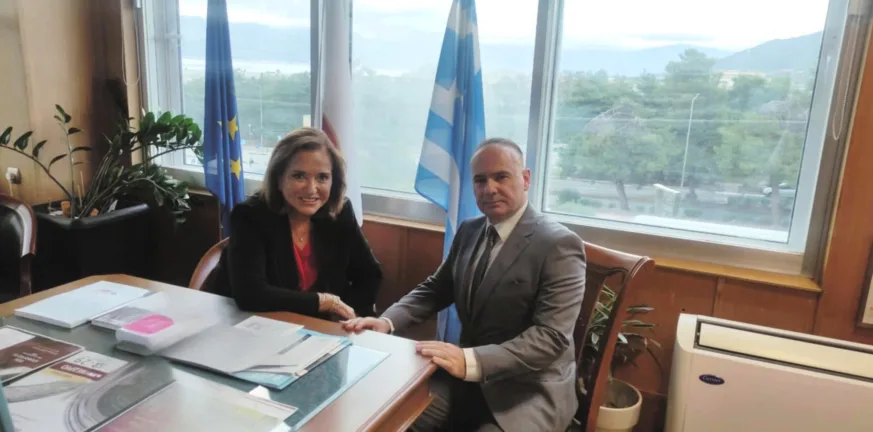 Η Ντόρα Μπακογιάννη στην «Π»: «Δίνει αφορμή ο Δένδιας σε αντιπολιτευόμενους» Η Ντόρα Μπακογιάννη στην «Π»: «Δίνει αφορμή ο Δένδιας σε αντιπολιτευόμενους»