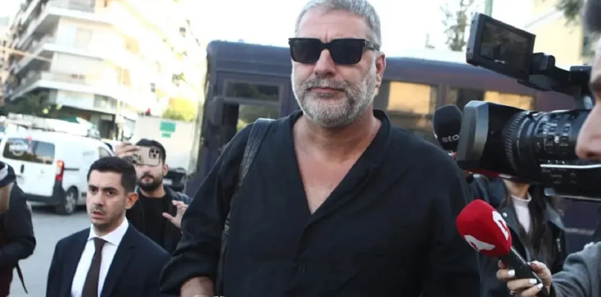 Η εισαγγελέας ζήτησε την ενοχή του Βασίλη Μπισμπίκη: «Ήπια μια τσικουδιά, δεν ήθελα να κρυφτώ», είπε στην κατάθεσή του