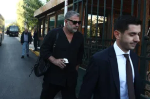 Μπισμπίκης: Σήμερα η δίκη για το τροχαίο στη Φιλοθέη, στην Ευελπίδων ο ηθοποιός ΝΕΟΤΕΡΑ
