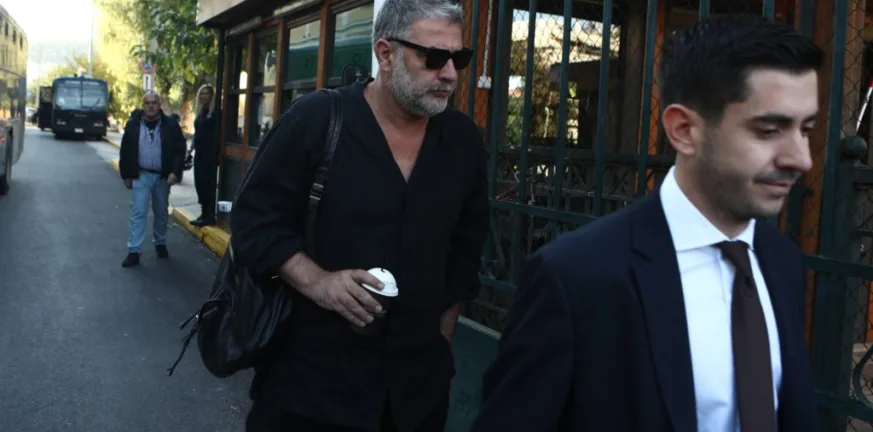 Μπισμπίκης: Σήμερα η δίκη για το τροχαίο στη Φιλοθέη, στην Ευελπίδων ο ηθοποιός ΝΕΟΤΕΡΑ