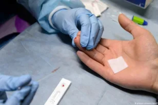 Διαβήτης: Διαμαρτυρία πασχόντων για διακοπή χορήγησης ταινιών – Η μέτρηση είναι θέμα ζωής
