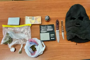 Μεσολόγγι: Χειροπέδες για διακίνηση ναρκωτικών και οπλοκατοχή