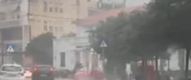 Σφοδρή νεροποντή (και) στη Ναύπακτο! ΒΙΝΤΕΟ