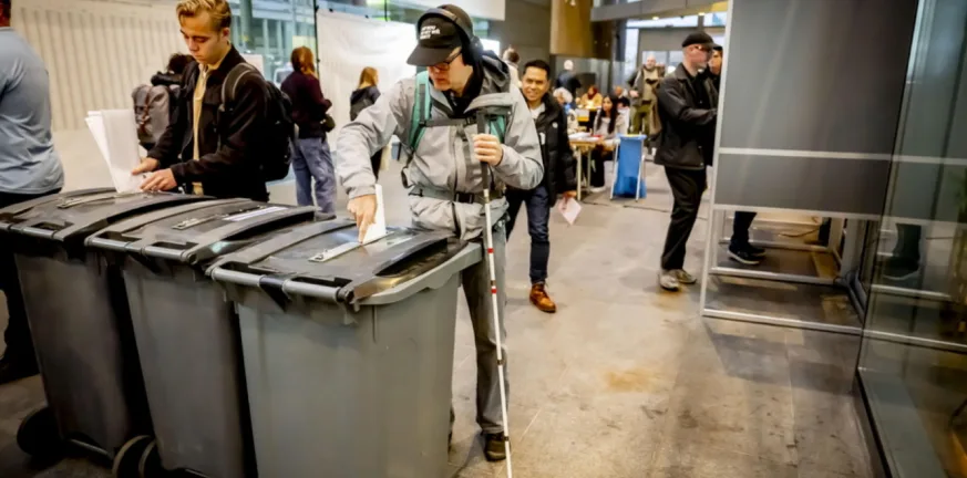 Ολλανδία: Για τρίτη φορά στήνεται εκλογική κάλπη