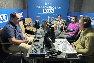 Tα κορίτσια του ΝΟΠ στα στούντιο του peloponnisos FM ΒΙΝΤΕΟ