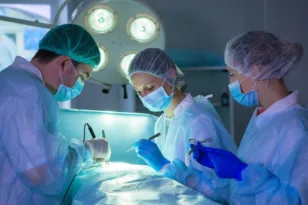 Η πρώτη στον κόσμο μεταμόσχευση ήπατος από χοίρο σε άνθρωπο!