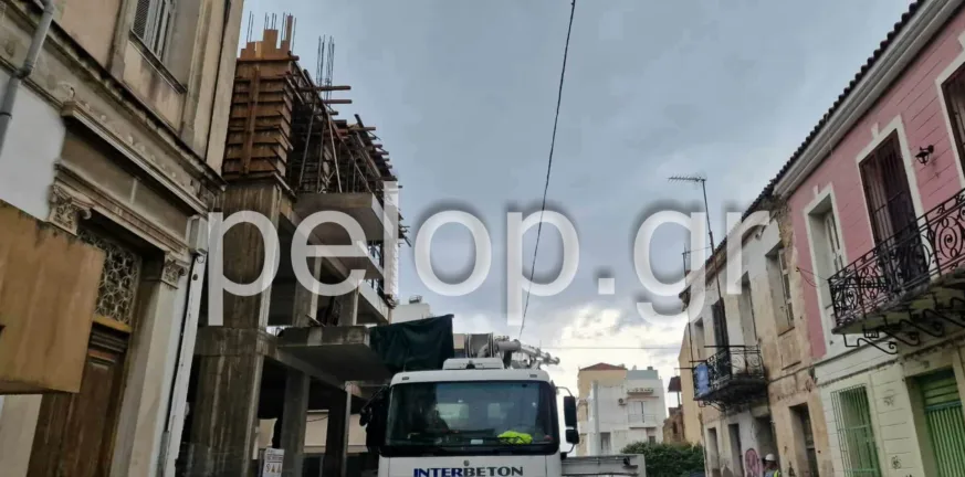 Πάτρα: Κεραυνός «χτύπησε» εργάτη σε νεοανεγειρόμενη οικοδομή - Στο νοσοκομείο 40χρονος Πάτρα: Κεραυνός «χτύπησε» εργάτη σε νεοανεγειρόμενη οικοδομή - Στο νοσοκομείο 40χρονος