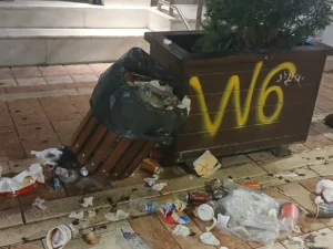Αγρίνιο: Αγνωστοι δράστες ρήμαξαν το κέντρο της πόλης...