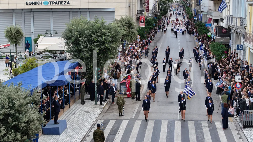 Πάτρα - 28η Οκτωβρίου: Δείτε κι άλλες ΦΩΤΟ από την παρέλαση Πάτρα - 28η Οκτωβρίου: Δείτε κι άλλες ΦΩΤΟ από την παρέλαση
