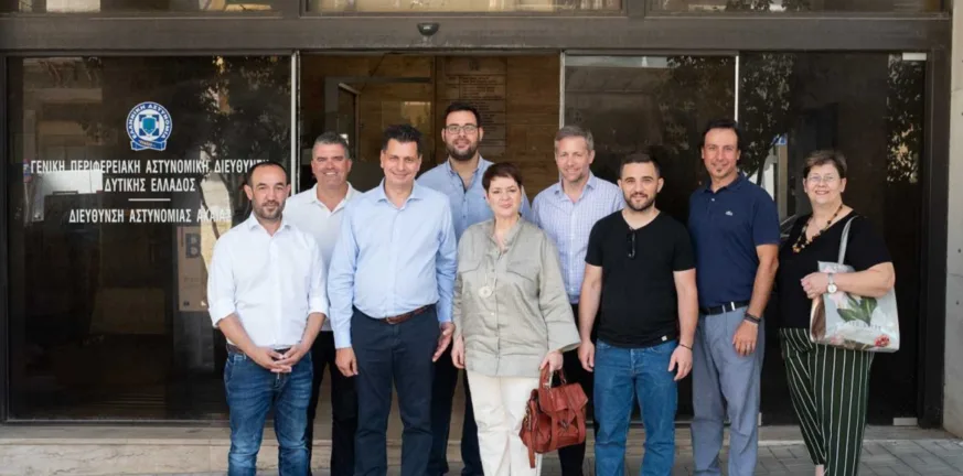 Στο Αστυνομικό Μέγαρο της Ερμού ο Πέτρος Ψωμάς: Στην Ασφάλεια για απειλές Στο Αστυνομικό Μέγαρο της Ερμού ο Πέτρος Ψωμάς: Στην Ασφάλεια για απειλές