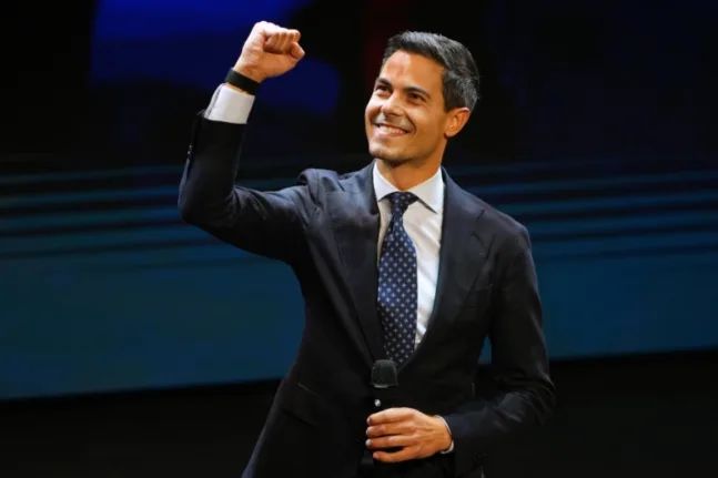 Εκλογές στην Ολλανδία: Οριακά πρώτο το φιλοευρωπαϊκό κόμμα D66 - Πως θα δημιουργηθεί κυβέρνηση Εκλογές στην Ολλανδία: Οριακά πρώτο το φιλοευρωπαϊκό κόμμα D66 - Πως θα δημιουργηθεί κυβέρνηση