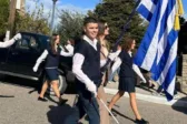 Συγκίνηση από την παρέλαση στη Γαβαλού-Παρέλασε τυφλός μαθητής Συγκίνηση από την παρέλαση στη Γαβαλού-Παρέλασε τυφλός μαθητής