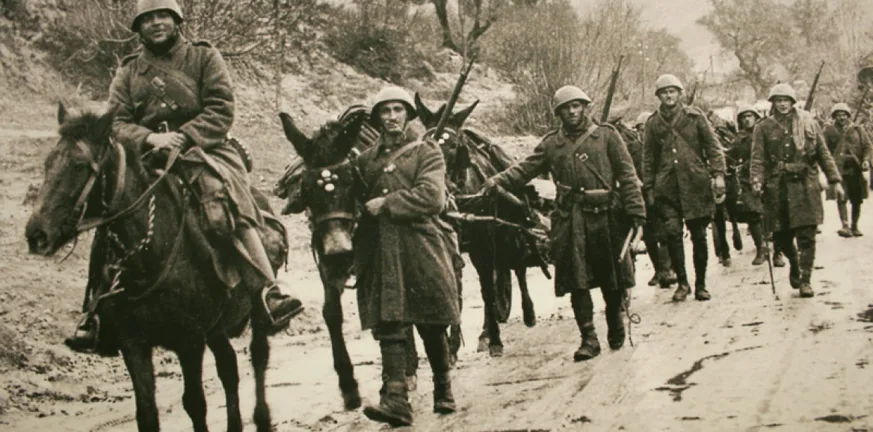 Το έπος του ‘40: Ο ιστός, το χρέος και οι σημαίες μας Το έπος του ‘40: Ο ιστός, το χρέος και οι σημαίες μας