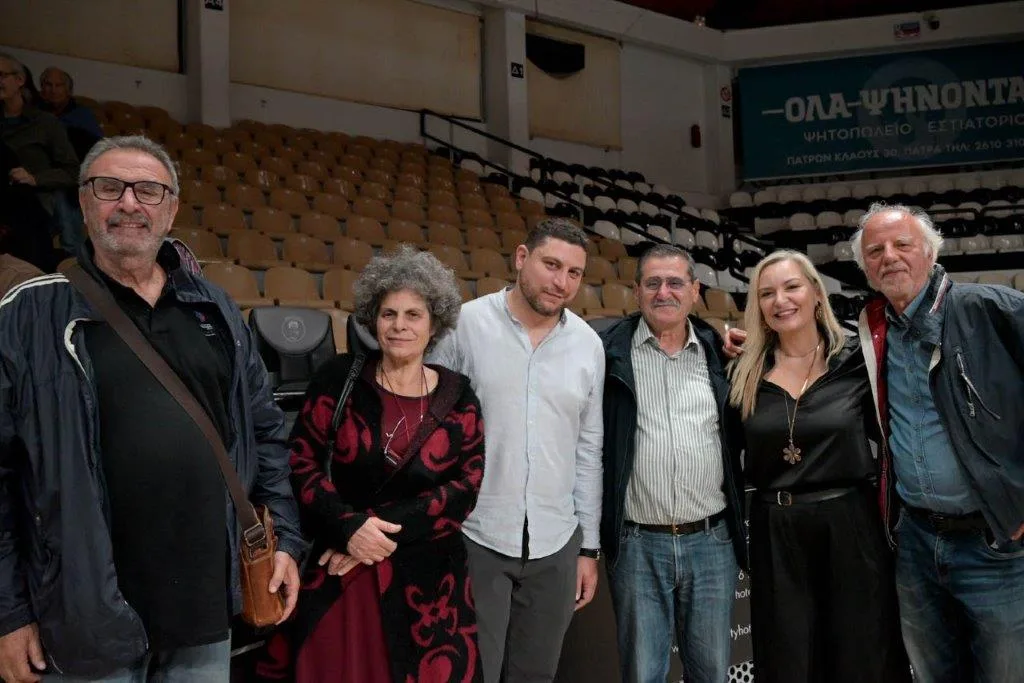 Στην Πάτρα τραγούδησαν ξανά τον Μίκη: Συναυλία αφιέρωμα στην Περιβόλα ΦΩΤΟ