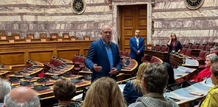 Τάκης Θεοδωρικάκος: «Η πατρίδα είναι το πρώτο πράγμα που μας ενώνει όλους» Τάκης Θεοδωρικάκος: «Η πατρίδα είναι το πρώτο πράγμα που μας ενώνει όλους»