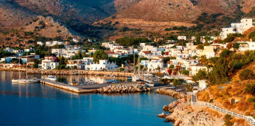 Τήλος: Το πράσινο διαμάντι των Δωδεκανήσων Τήλος: Το πράσινο διαμάντι των Δωδεκανήσων