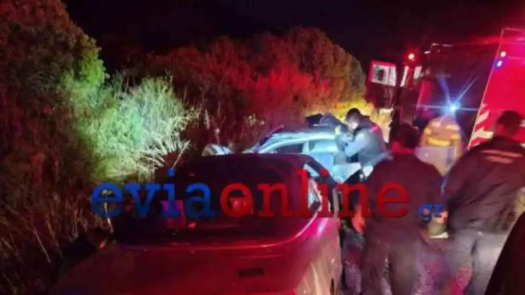 Εύβοια: Τροχαίο με εγκλωβισμένους και τραυματίες μετά από σφοδρή σύγκρουση δύο αυτοκινήτων