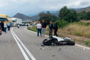 ΕΟ Ιτέας-Αντιρρίου: Ενας 21χρονος νεκρός και ένας 37χρονος σοβαρά τραυματισμένος