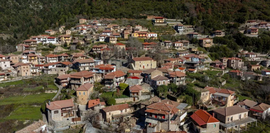 Τσίτζίνα: Η κρυμμένη γοητεία του Πάρνωνα Τσίτζίνα: Η κρυμμένη γοητεία του Πάρνωνα